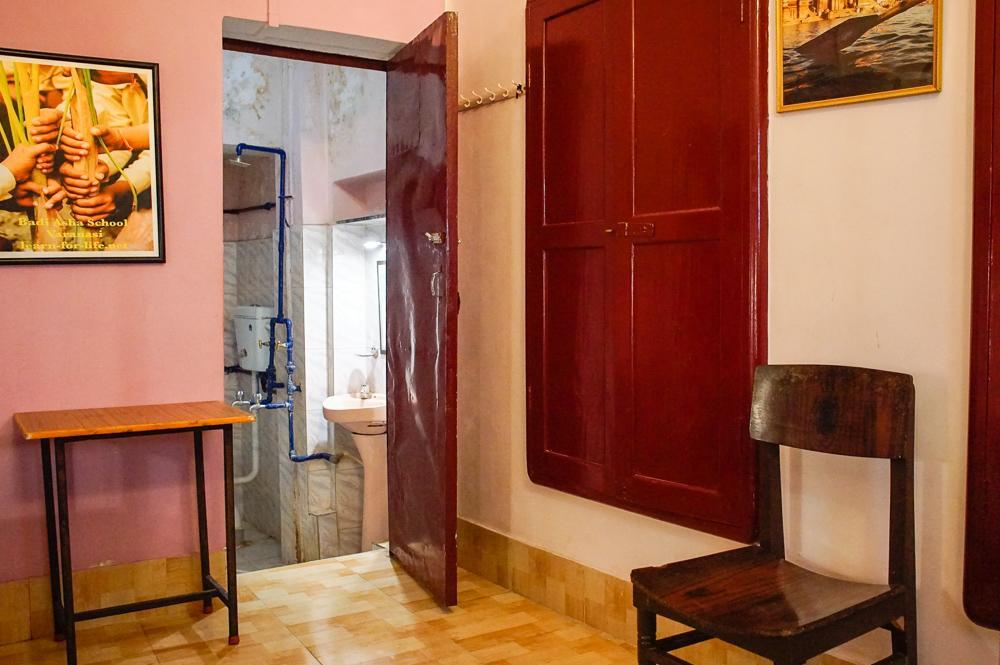 Brown Bread Bakery Guest House Varanasi Exterior foto